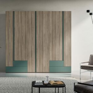 Hinged doors w/Gola handle